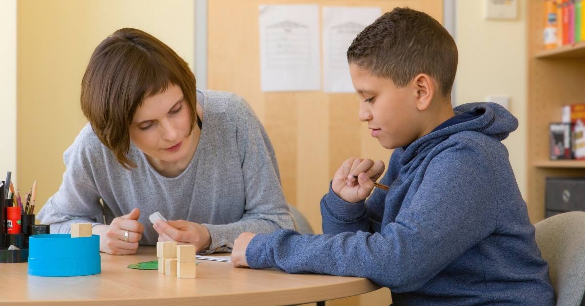 Kooperation zwischen Lerntherapie und Schule im Rahmen des Startchancen-Programms