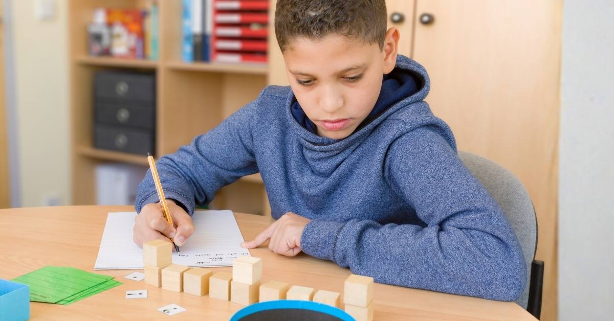 Lese-Rechtschreibförderung bei mehrsprachigen Kindern und Jugendlichen