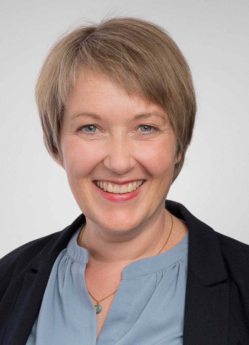 Dr. Astrid Schröder
