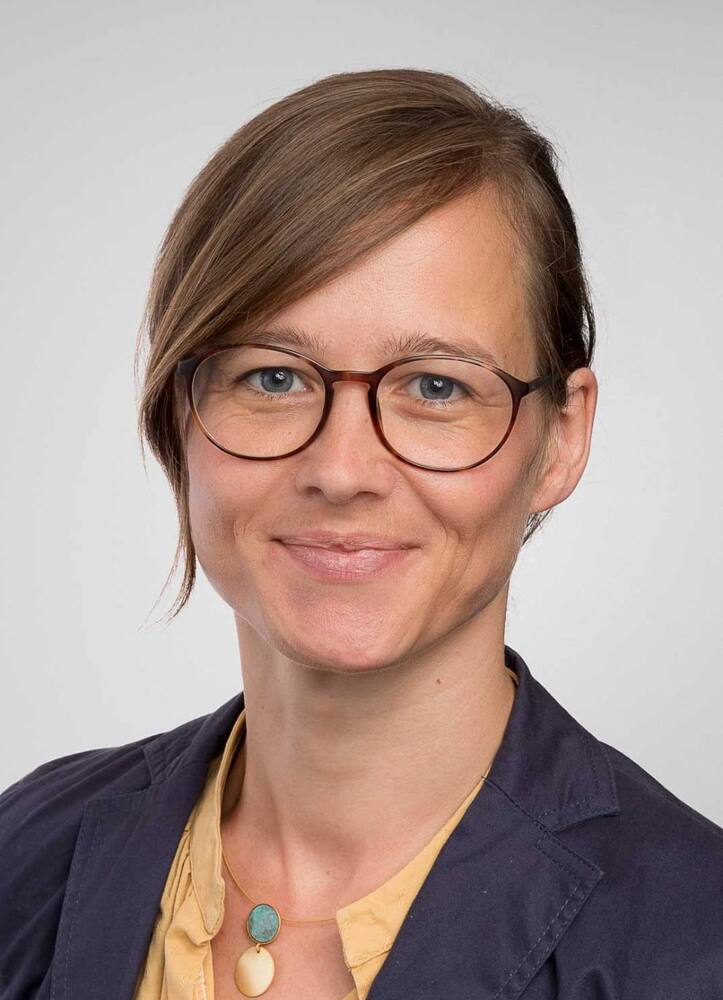 Dr. Juliane Burmester